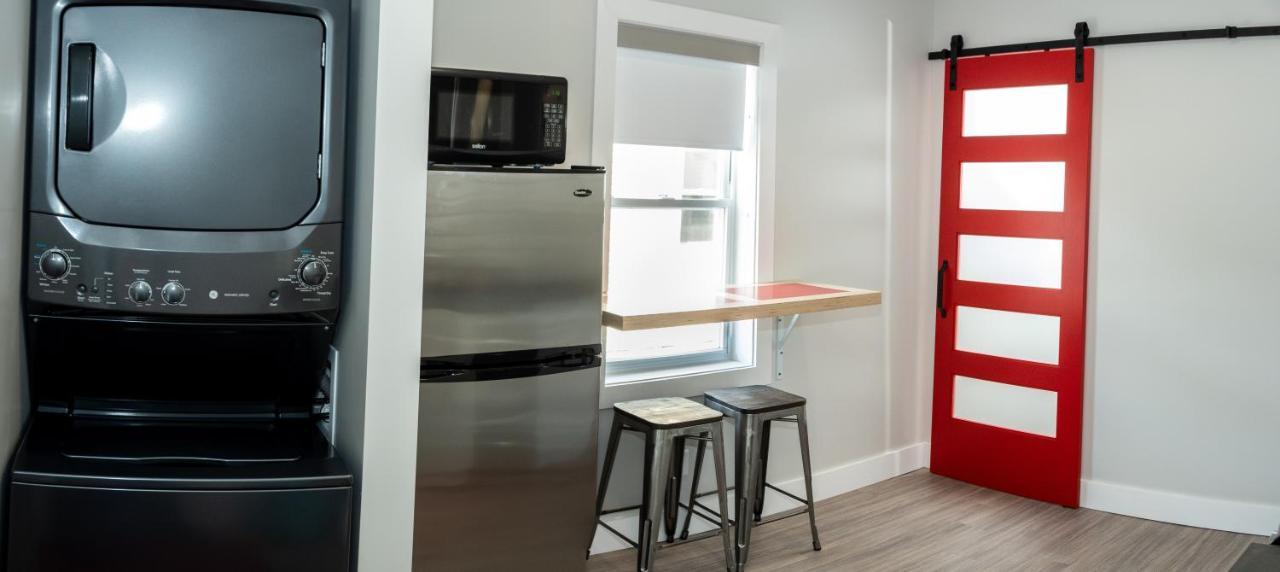Morel Executive Suites Edmundston Bagian luar foto