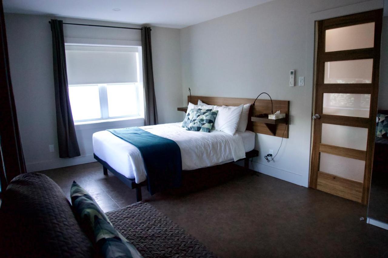 Morel Executive Suites Edmundston Bagian luar foto