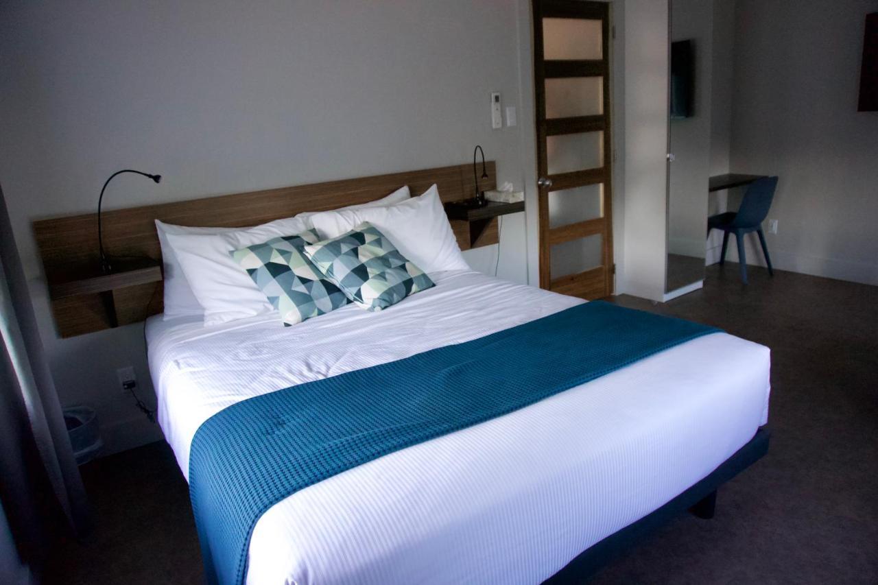 Morel Executive Suites Edmundston Bagian luar foto