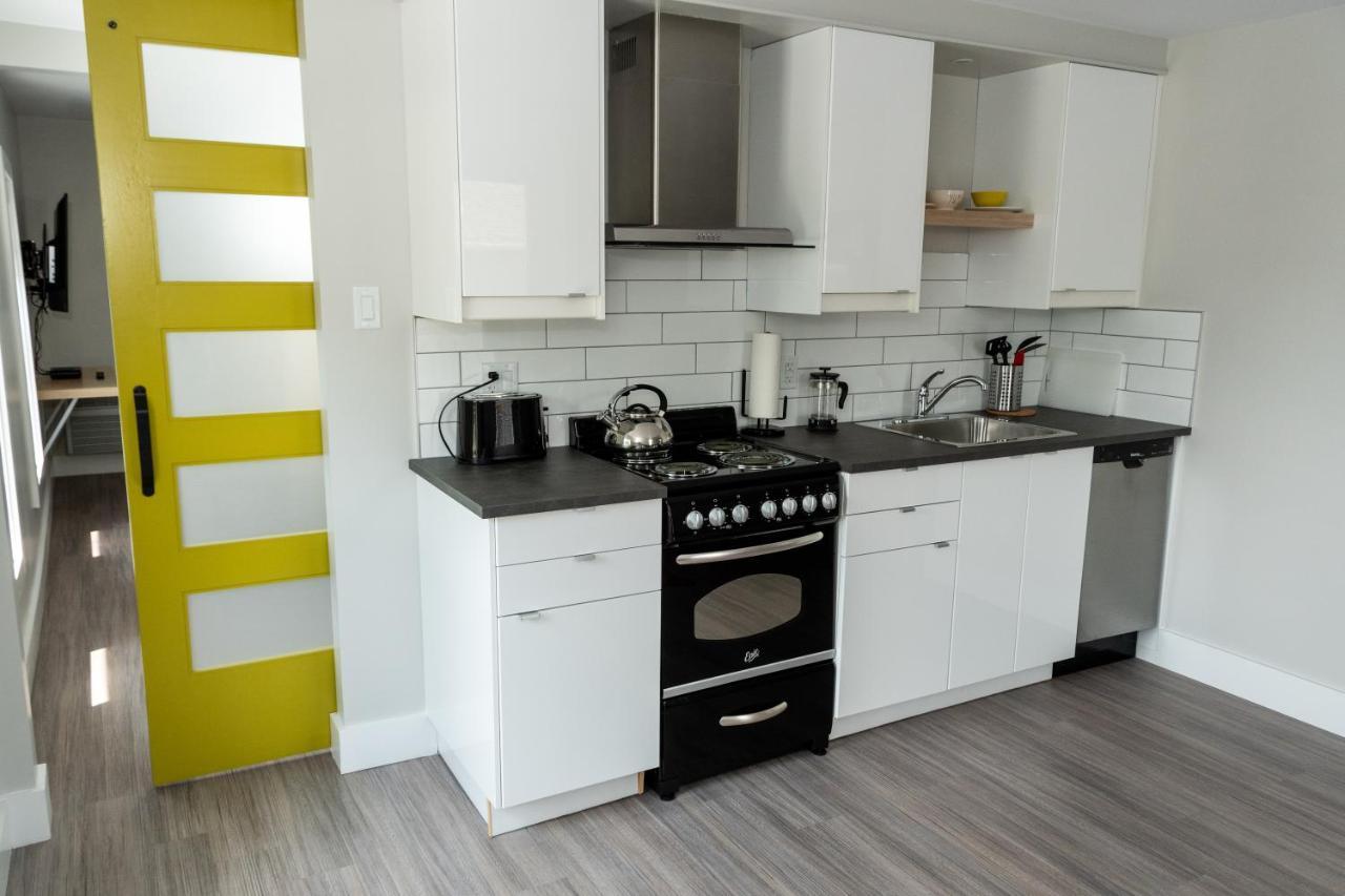 Morel Executive Suites Edmundston Bagian luar foto