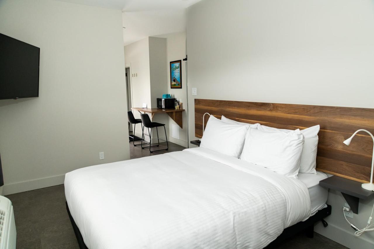 Morel Executive Suites Edmundston Bagian luar foto