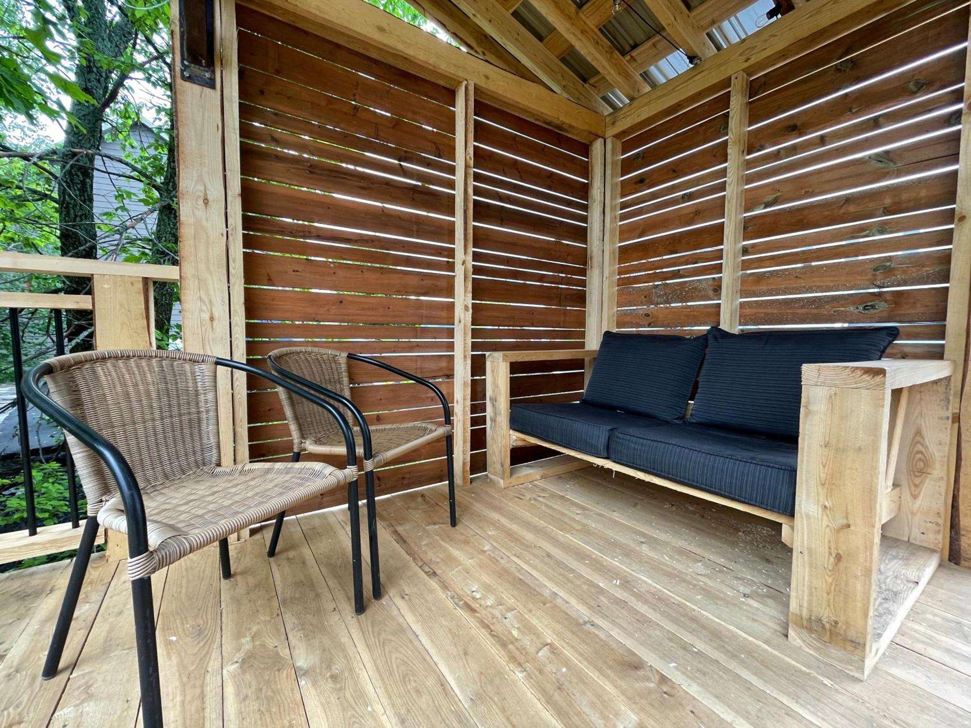Morel Executive Suites Edmundston Bagian luar foto