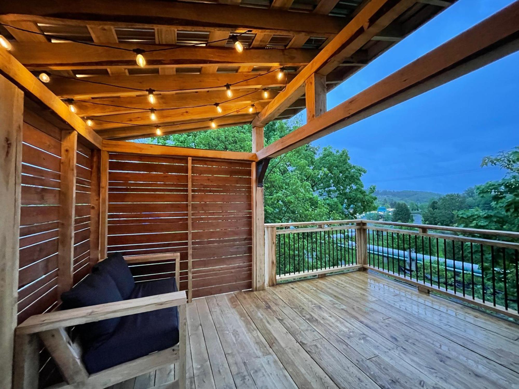 Morel Executive Suites Edmundston Bagian luar foto